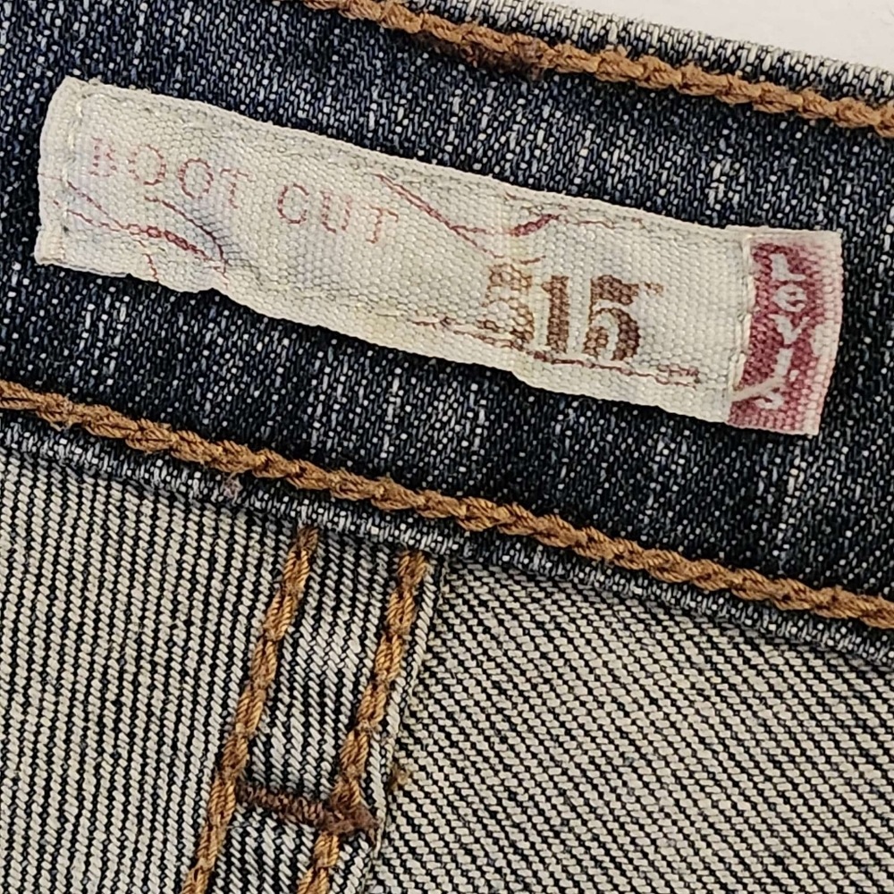 Levi's 515 Boot Cut Jeans *Long* - Picture 9 of 10